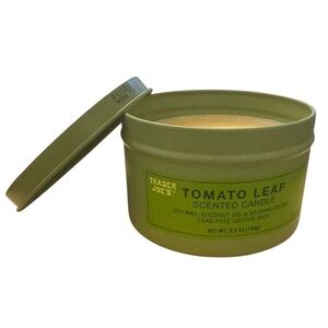 Soy wax coconut beewax blends candle Tomato Leaf in sage tin Trader Joe’s 5.3oz